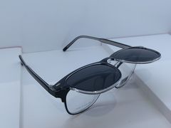 -罗伯特眼镜·蔡司官方授权(罗湖国贸店)