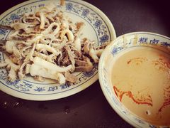 老北京爆肚-门框胡同百年卤煮(新街口店)