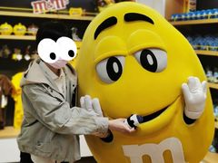 -m豆巧克力世界(上海世茂广场店)