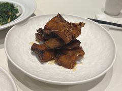 上海熏鱼-老正兴菜馆(福州路店)