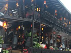 -Dash Teak House