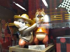 -泡泡玛特POPMART(上海环球港店)