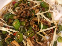 爆炒肥肠粉-湘里乡亲甲王二老店