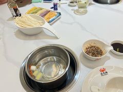 -帝皇海海鲜豆捞(桐泾商务广场店)