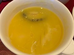 花胶鲍鱼汤-上海小南国(国会店)
