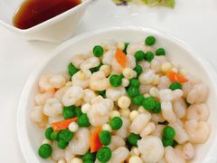 鸡头米河虾仁-新名仕新白玉兰餐厅