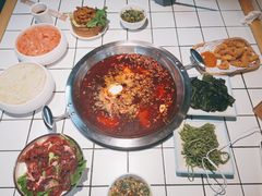 -瓜西西重庆火锅(花溪店)