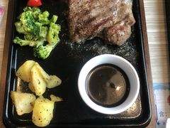 -必胜客(绿地新都会店)