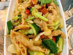 -兄弟小串(华新·名筑店)