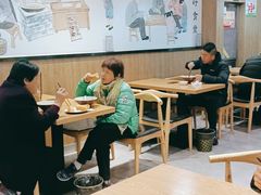 -三好食堂(煎饺·馄饨·肉饼米线·盛世广场店)