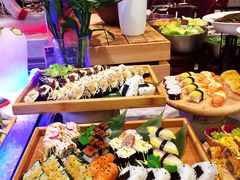 -飨食汇全日制餐厅·昆山皇冠假日酒店(九方店)