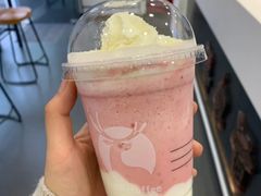 冰冰水果-瑞幸咖啡(万科红立方大厦店)