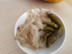 -闫家驴肉老店(华电一校店)