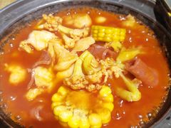 -极有家小鱼小鸡石锅煲(佳兆业店)