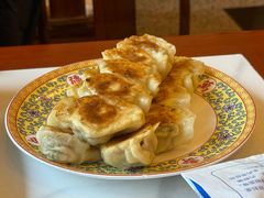 西葫芦羊肉锅贴-鸿宾楼(展览馆路店)