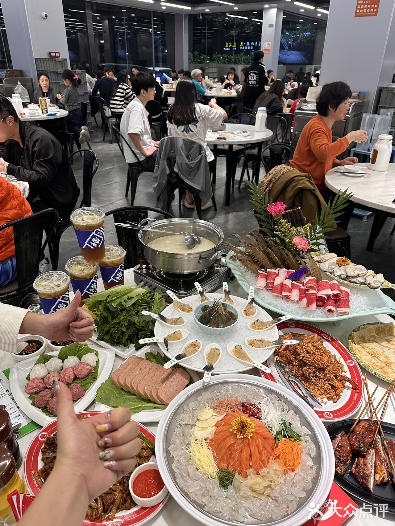 来佛山见世面了……座无虚席的大排档！！！