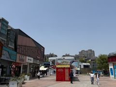 -证大大拇指广场(芳甸路店)