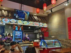-爆炸头阿姨小四川正宗川味小吃(无任何分店)