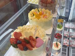 -花花卷卷·鲜食蛋糕(静安久光百货店)