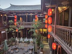 -香满楼.建水老宅院
