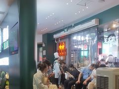 -费大厨辣椒炒肉(黄兴中心广场店)