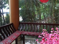 -屋顶顶城市·江景酒店-客房部