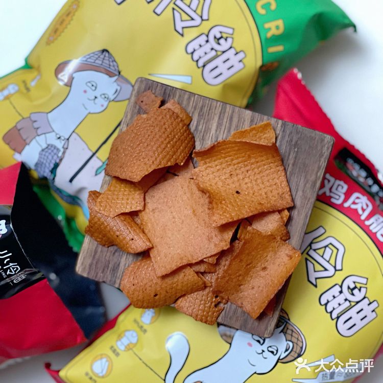 5杯牛奶。薄脆的口感是越嚼越香，不知不觉就吃光了一整袋