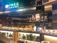 自助取餐区-食通天美食广场(华润万象城店)