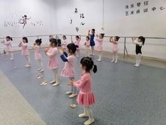 -快乐琴弦音乐舞蹈艺术教育中心(马连道校区)