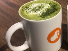 一番抹茶鮮奶茶-露薏蕬Louise Coffee Shop