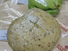 珍珠奶茶小欧包-顶东面包花园·生日蛋糕(世博店)