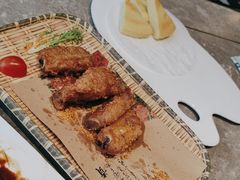 -月枫江南小馆(绿地缤纷广场店)