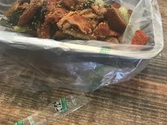 -二钢串叔麻辣烫(华龙大厦店)