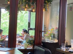 靠窗位-IFIF 如果花園(宽厚里店)