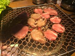 -老炉家木炭烤肉(长江国际店)