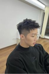 -茶发Salon·烫发染发理发