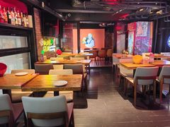 -霸气大叔干锅鸭头·龙虾烧烤·川菜·赛事直播(三里屯店)