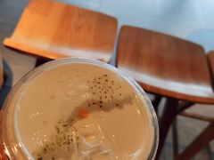 山茶花花漾拿铁-星巴克(美丽华花园店)