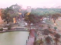 -上海滴水湖皇冠假日酒店