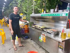 烧烤佬-蚝哥花姐湛江烤生蚝(美丽湾市场店)