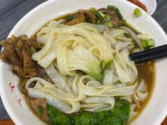 牛腩拼牛利河粉-珍珍小食店(西华路店)