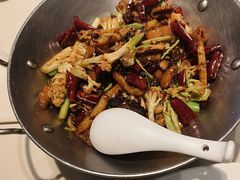 -渔语鱼酸菜鱼新川菜(来福士店)