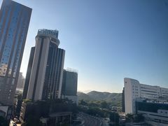 -吾遇酒店(深圳火车站罗湖口岸店)