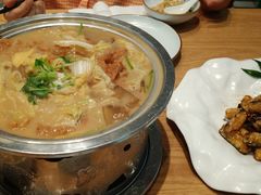 小酥肉炖白菜-山东宾馆·齐鲁苑餐厅