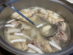 -喃喃椰·糟粕醋·椰子鸡火锅(七堡花园店)