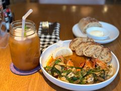 -ROAST coffee & eatery