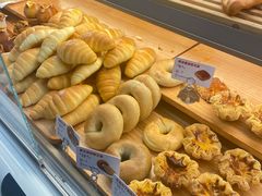 -红星前进面包牛奶公司(君太店)