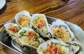 Stir-Fried Oysters with Garlic