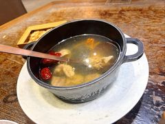 餐前鸡汤-魁盛居百年鲁菜馆(县西巷店)