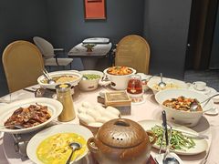 -荷栖小院·品质江西菜(红谷滩店)